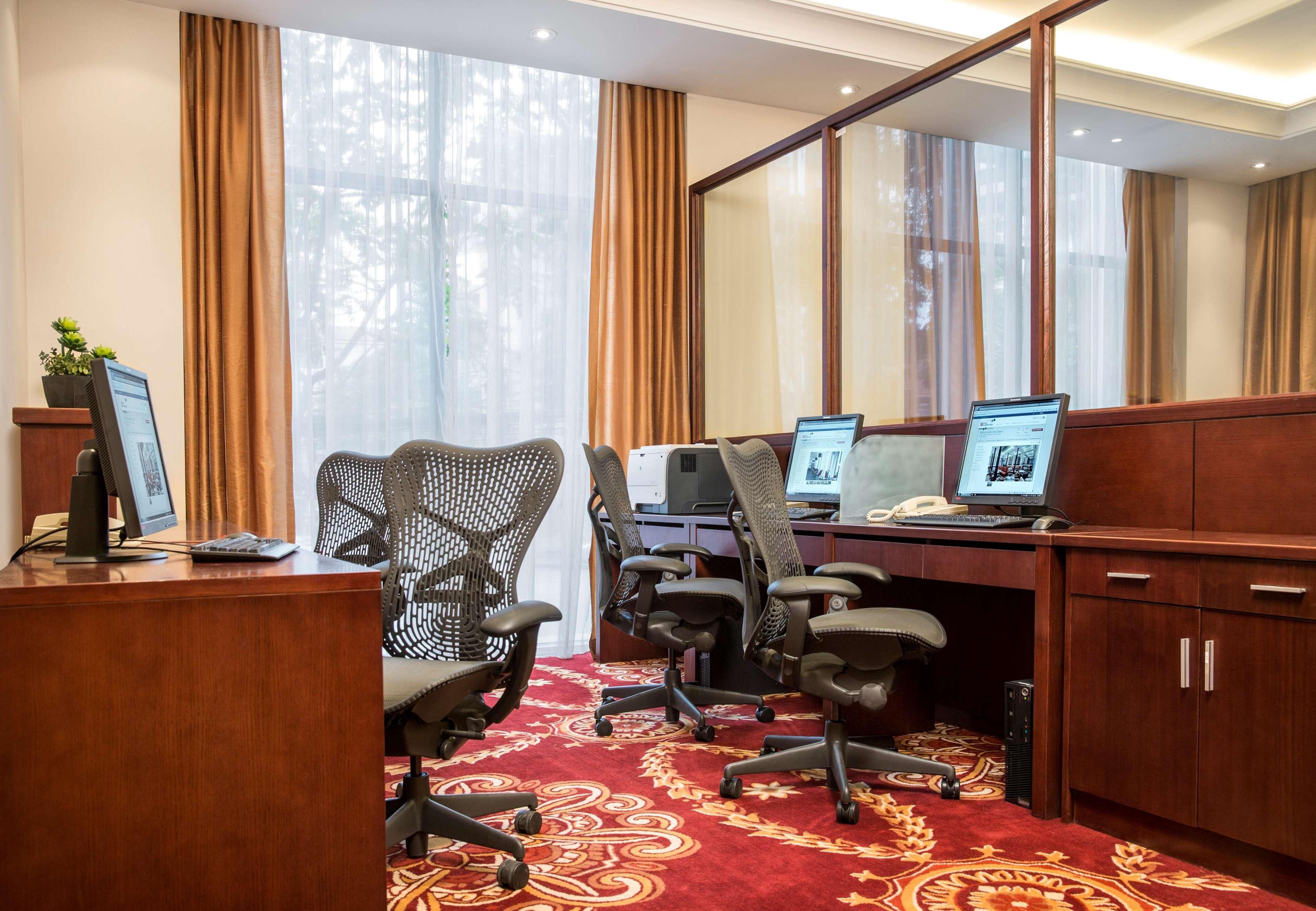 Hilton Garden Inn Hanoi Eksteriør billede
