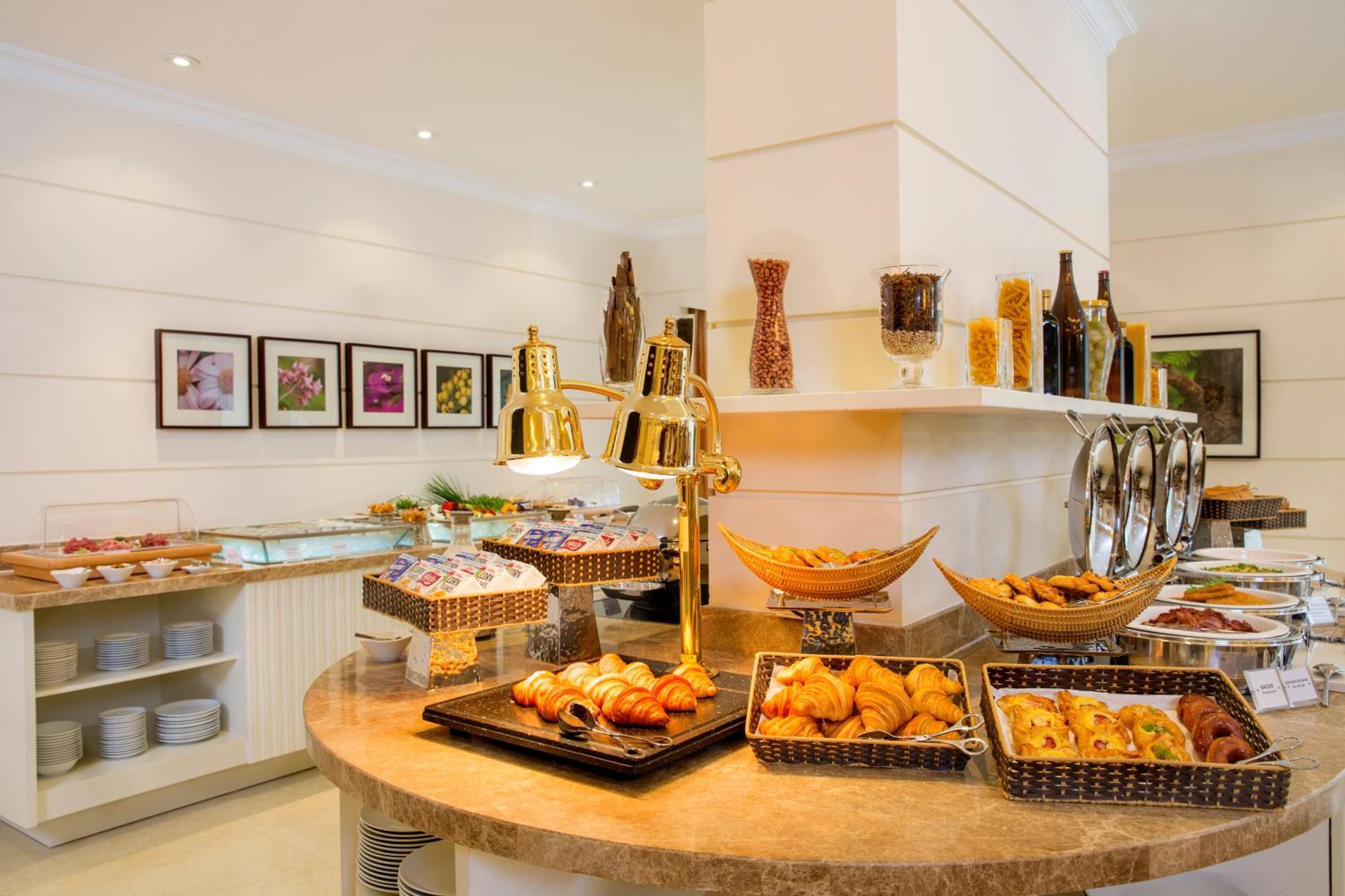 Hilton Garden Inn Hanoi Eksteriør billede